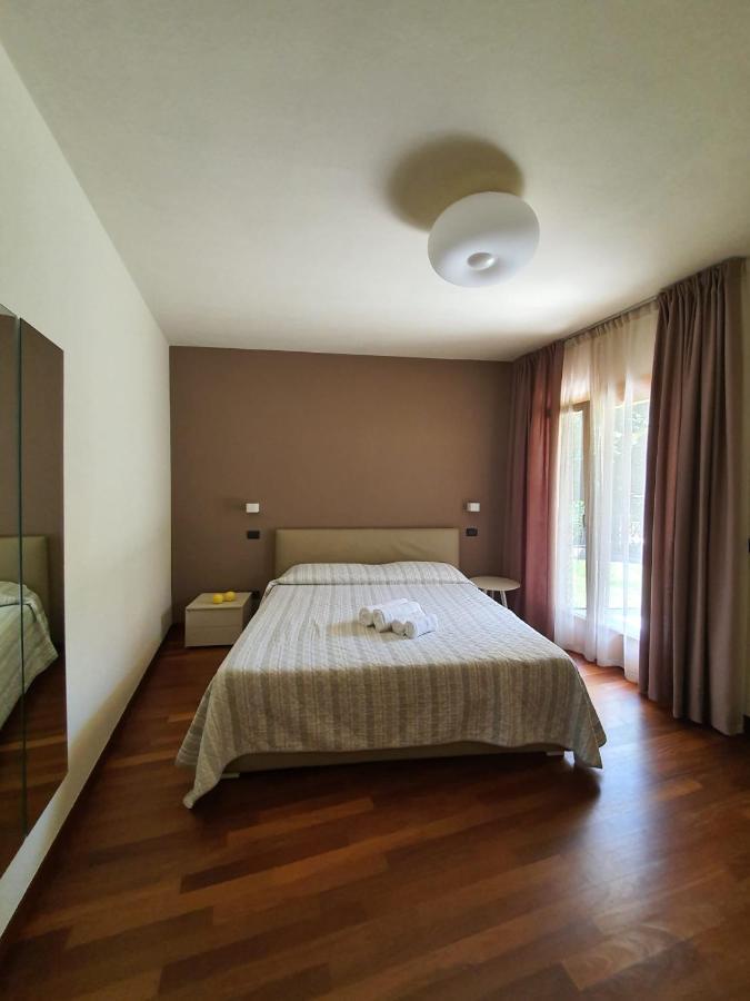 Sirmione Rosselli Apartments Экстерьер фото