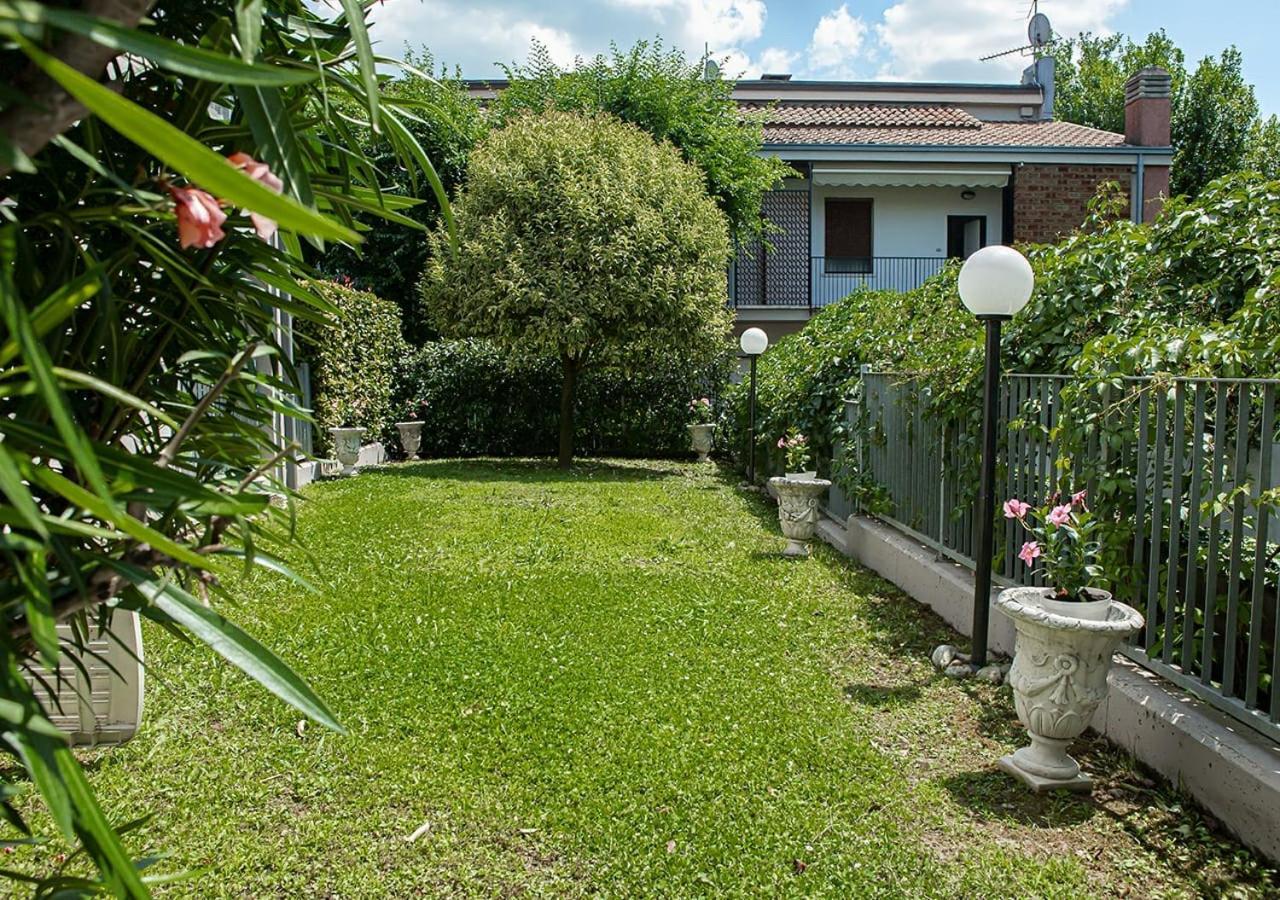Sirmione Rosselli Apartments Экстерьер фото