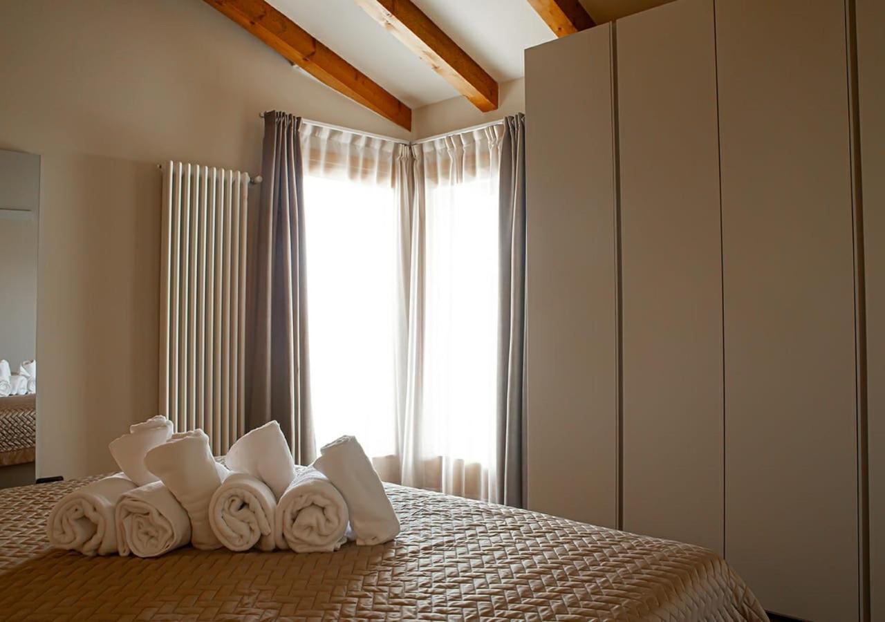 Sirmione Rosselli Apartments Экстерьер фото