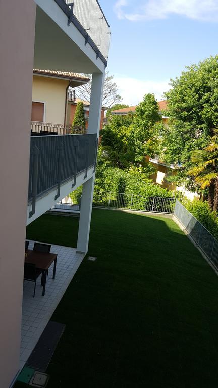 Sirmione Rosselli Apartments Экстерьер фото